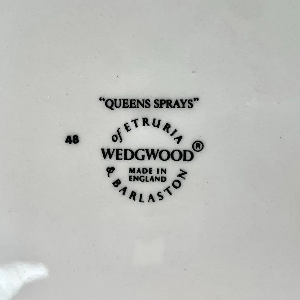 Vintage QUEENS SPRAYS Wedgewood of Etruria & Barlaston Plates Set of 2